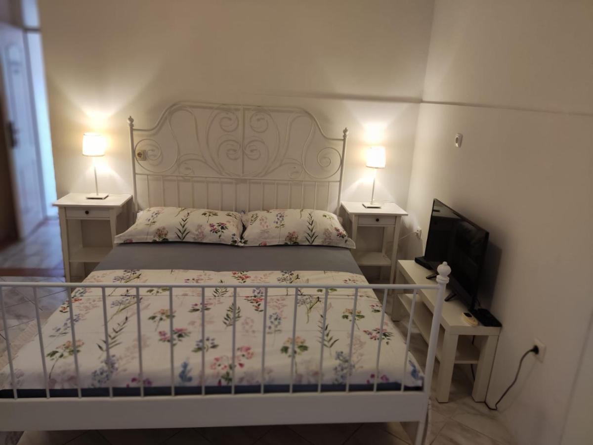 Apartment Dalma Podgora Bagian luar foto