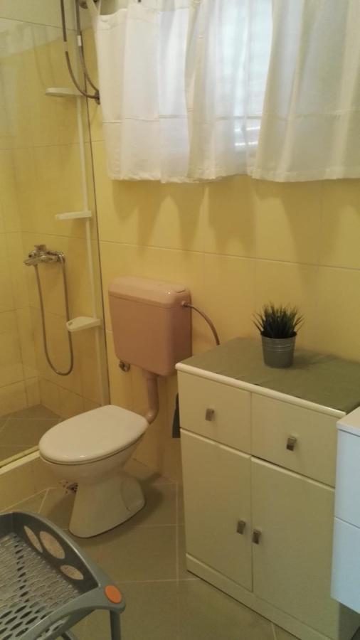 Apartment Dalma Podgora Bagian luar foto